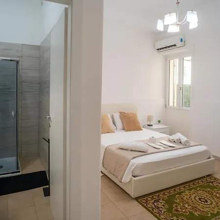 Oda ve Kahvaltı Whitehouse Lecce