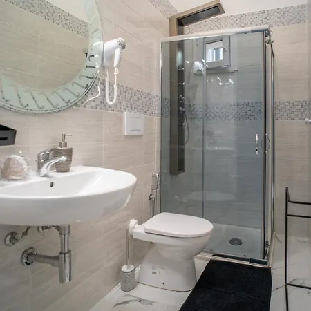 Whitehouse Oda ve Kahvaltı