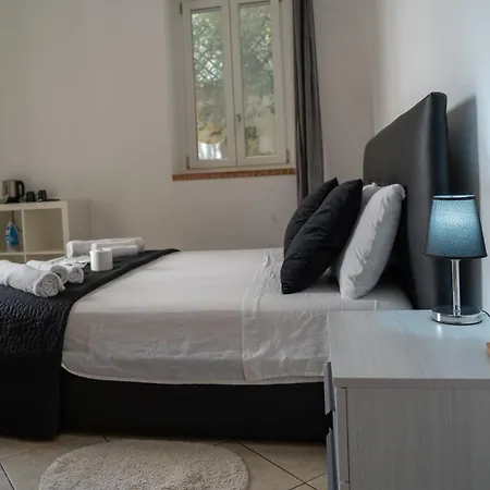 Whitehouse Bed & Breakfast