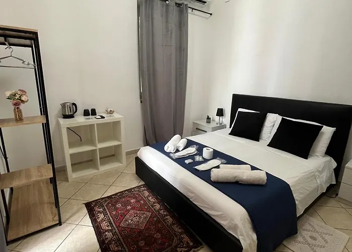 Whitehouse Oda ve Kahvaltı 4*