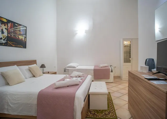 Oda ve Kahvaltı Whitehouse 4*